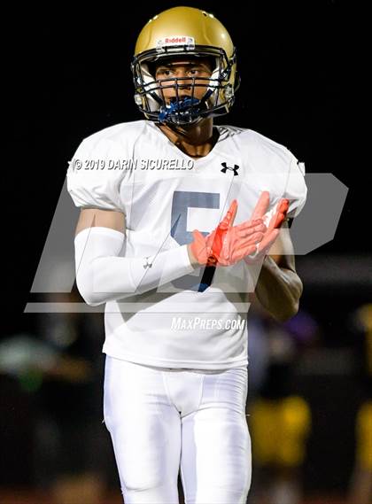 Thumbnail 2 in Desert Vista vs. Mesa @ Chaparral (Scrimmage) photogallery.