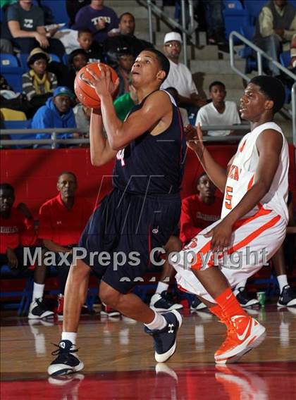 Thumbnail 1 in Douglass vs. Kimball (Thanksgiving Hoofest)  photogallery.