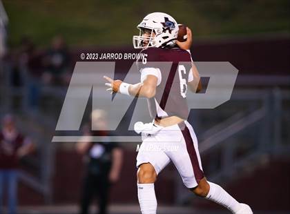 Thumbnail 3 in Nederland @ Silsbee photogallery.