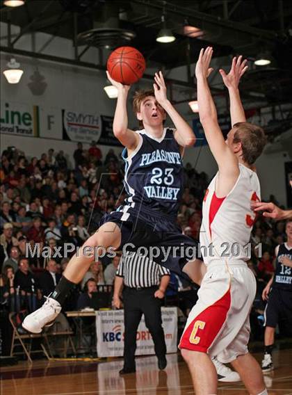 Thumbnail 3 in Pleasant Valley @ Chico (CIF NS D2 Final) photogallery.