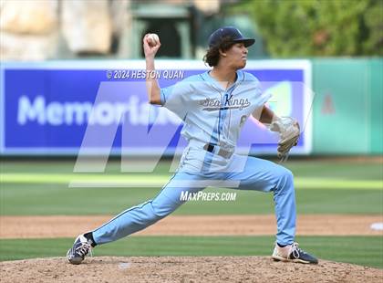 Thumbnail 1 in San Clemente vs. Corona del Mar (Halo Classic) photogallery.