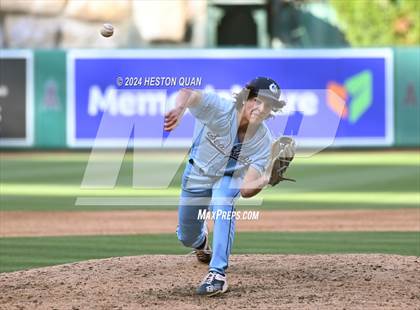 Thumbnail 1 in San Clemente vs. Corona del Mar (Halo Classic) photogallery.