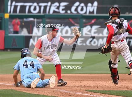 Thumbnail 3 in San Clemente vs. Corona del Mar (Halo Classic) photogallery.