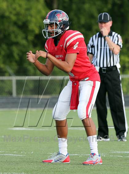 Thumbnail 3 in Boyd vs. Garland photogallery.