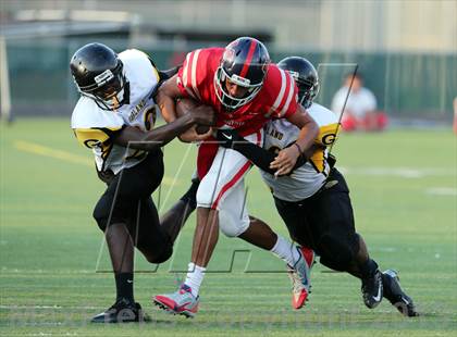 Thumbnail 3 in Boyd vs. Garland photogallery.