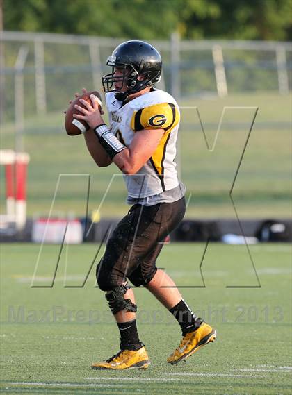 Thumbnail 2 in Boyd vs. Garland photogallery.