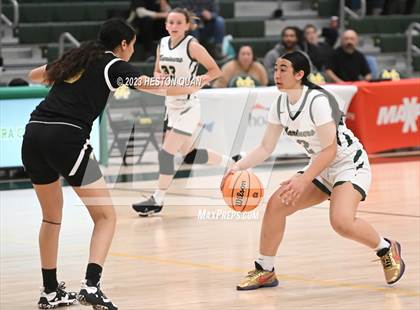Thumbnail 2 in St. Monica vs. Oak Park (CIF-SS D5A Final) photogallery.