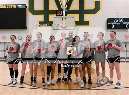 Thumbnail 3 in St. Monica vs. Oak Park (CIF-SS D5A Final) photogallery.