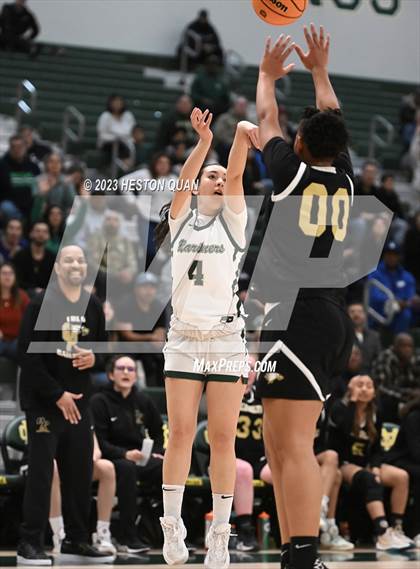 Thumbnail 3 in St. Monica vs. Oak Park (CIF-SS D5A Final) photogallery.