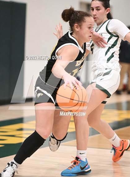 Thumbnail 2 in St. Monica vs. Oak Park (CIF-SS D5A Final) photogallery.