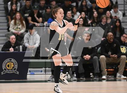 Thumbnail 1 in St. Monica vs. Oak Park (CIF-SS D5A Final) photogallery.