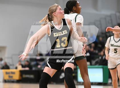 Thumbnail 2 in St. Monica vs. Oak Park (CIF-SS D5A Final) photogallery.