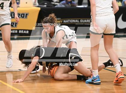 Thumbnail 2 in St. Monica vs. Oak Park (CIF-SS D5A Final) photogallery.