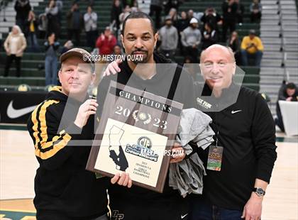 Thumbnail 2 in St. Monica vs. Oak Park (CIF-SS D5A Final) photogallery.