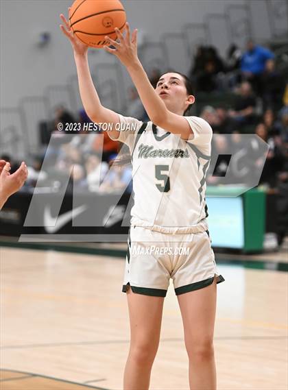 Thumbnail 2 in St. Monica vs. Oak Park (CIF-SS D5A Final) photogallery.