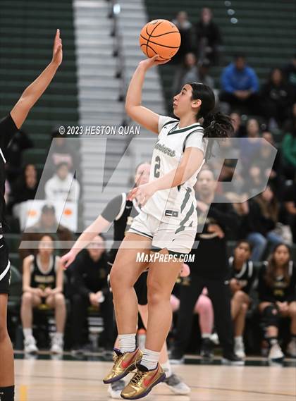 Thumbnail 2 in St. Monica vs. Oak Park (CIF-SS D5A Final) photogallery.