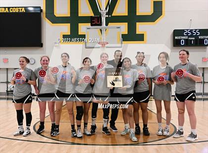 Thumbnail 1 in St. Monica vs. Oak Park (CIF-SS D5A Final) photogallery.