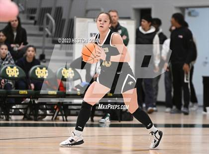 Thumbnail 3 in St. Monica vs. Oak Park (CIF-SS D5A Final) photogallery.