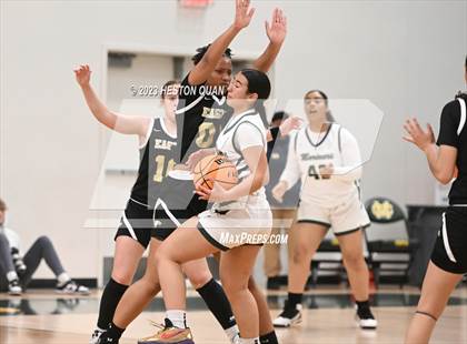 Thumbnail 1 in St. Monica vs. Oak Park (CIF-SS D5A Final) photogallery.