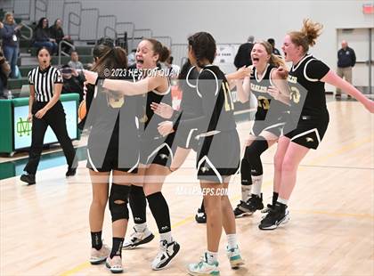 Thumbnail 1 in St. Monica vs. Oak Park (CIF-SS D5A Final) photogallery.