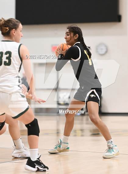 Thumbnail 1 in St. Monica vs. Oak Park (CIF-SS D5A Final) photogallery.