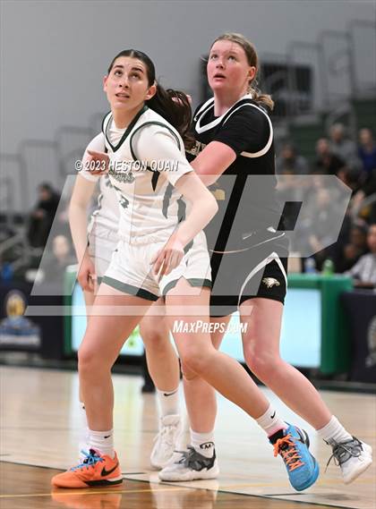 Thumbnail 3 in St. Monica vs. Oak Park (CIF-SS D5A Final) photogallery.