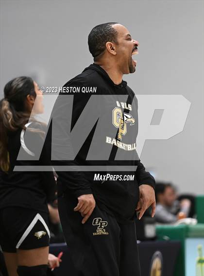 Thumbnail 1 in St. Monica vs. Oak Park (CIF-SS D5A Final) photogallery.