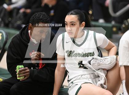 Thumbnail 2 in St. Monica vs. Oak Park (CIF-SS D5A Final) photogallery.