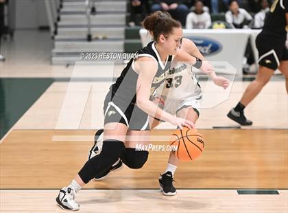 Thumbnail 3 in St. Monica vs. Oak Park (CIF-SS D5A Final) photogallery.