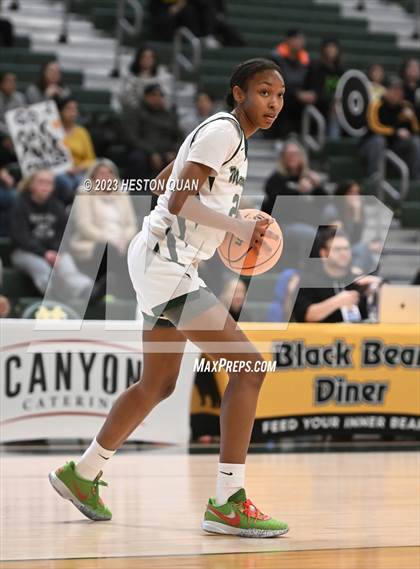 Thumbnail 3 in St. Monica vs. Oak Park (CIF-SS D5A Final) photogallery.