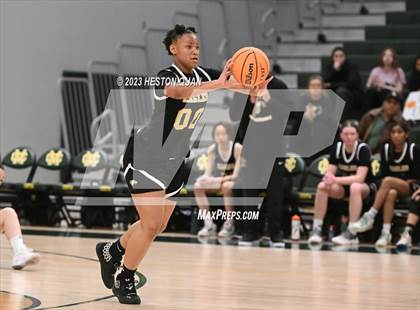 Thumbnail 2 in St. Monica vs. Oak Park (CIF-SS D5A Final) photogallery.