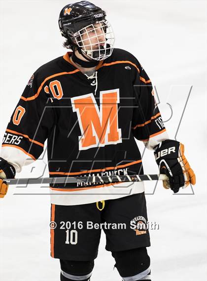 Thumbnail 3 in Mamaroneck vs. Pittsford (NYSPHSAA Division 1 Semifinal) photogallery.