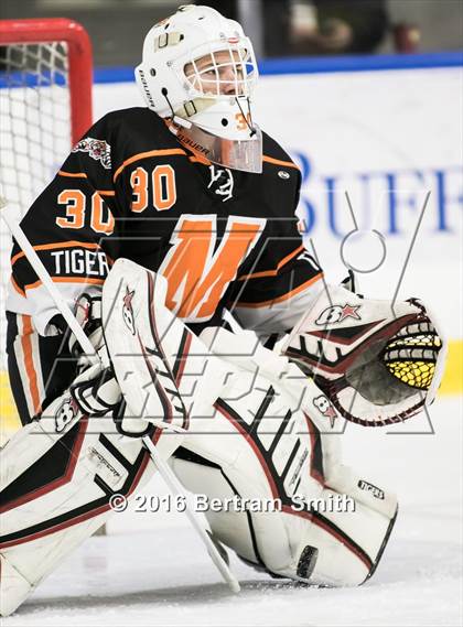 Thumbnail 1 in Mamaroneck vs. Pittsford (NYSPHSAA Division 1 Semifinal) photogallery.