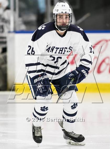 Thumbnail 2 in Mamaroneck vs. Pittsford (NYSPHSAA Division 1 Semifinal) photogallery.