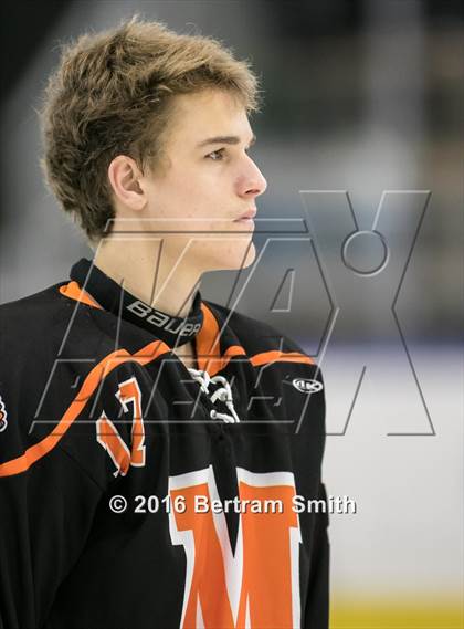 Thumbnail 3 in Mamaroneck vs. Pittsford (NYSPHSAA Division 1 Semifinal) photogallery.