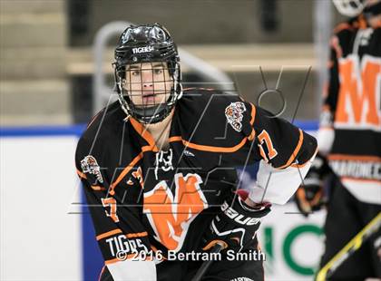 Thumbnail 2 in Mamaroneck vs. Pittsford (NYSPHSAA Division 1 Semifinal) photogallery.
