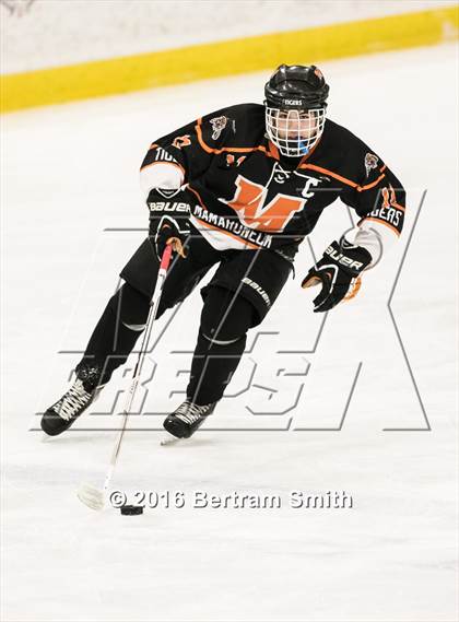 Thumbnail 2 in Mamaroneck vs. Pittsford (NYSPHSAA Division 1 Semifinal) photogallery.