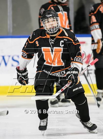 Thumbnail 3 in Mamaroneck vs. Pittsford (NYSPHSAA Division 1 Semifinal) photogallery.