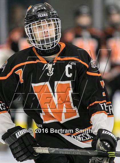 Thumbnail 2 in Mamaroneck vs. Pittsford (NYSPHSAA Division 1 Semifinal) photogallery.