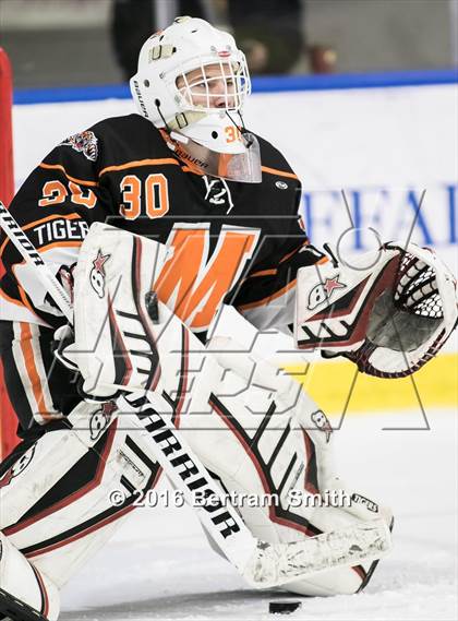 Thumbnail 3 in Mamaroneck vs. Pittsford (NYSPHSAA Division 1 Semifinal) photogallery.