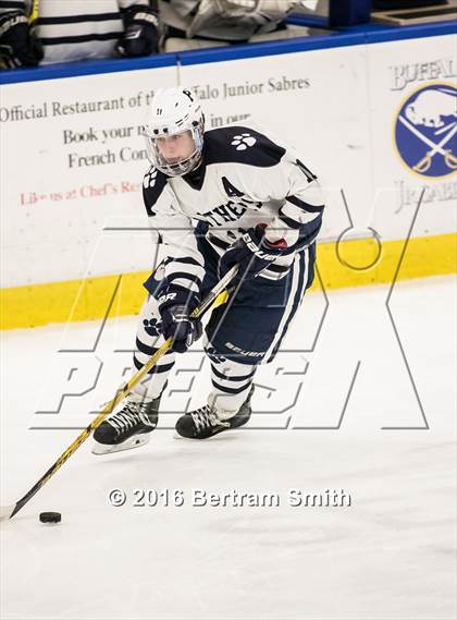 Thumbnail 1 in Mamaroneck vs. Pittsford (NYSPHSAA Division 1 Semifinal) photogallery.