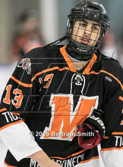 Thumbnail 1 in Mamaroneck vs. Pittsford (NYSPHSAA Division 1 Semifinal) photogallery.