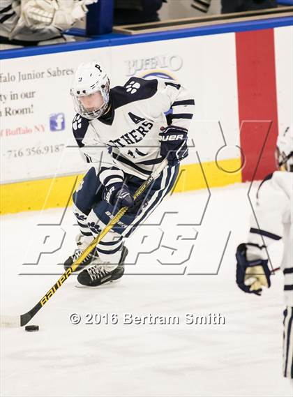 Thumbnail 3 in Mamaroneck vs. Pittsford (NYSPHSAA Division 1 Semifinal) photogallery.