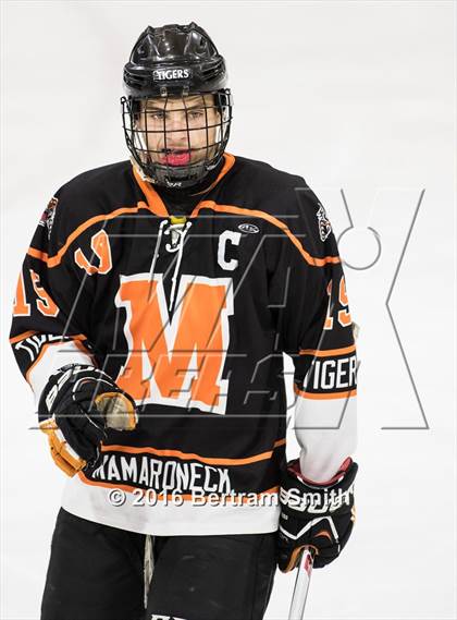 Thumbnail 1 in Mamaroneck vs. Pittsford (NYSPHSAA Division 1 Semifinal) photogallery.