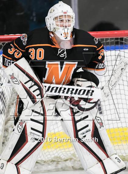 Thumbnail 2 in Mamaroneck vs. Pittsford (NYSPHSAA Division 1 Semifinal) photogallery.