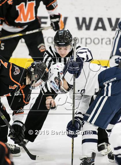 Thumbnail 2 in Mamaroneck vs. Pittsford (NYSPHSAA Division 1 Semifinal) photogallery.