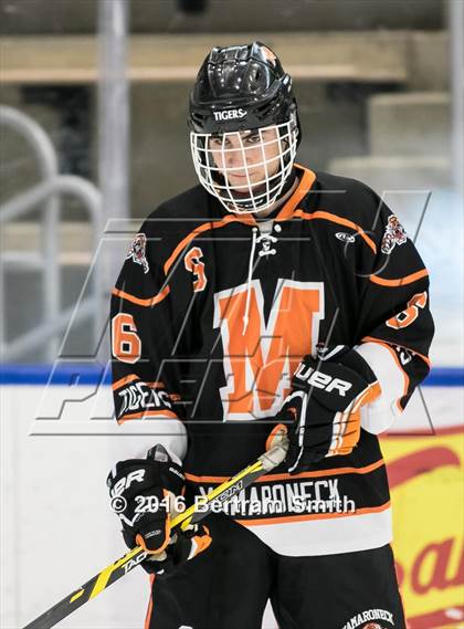 Thumbnail 2 in Mamaroneck vs. Pittsford (NYSPHSAA Division 1 Semifinal) photogallery.