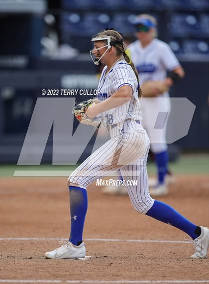 Thumbnail 1 in Bingham vs. Herriman (UHSAA 6A Final) photogallery.
