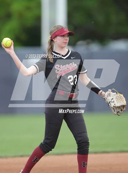 Thumbnail 2 in Bingham vs. Herriman (UHSAA 6A Final) photogallery.