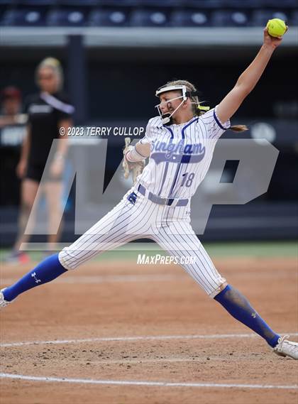 Thumbnail 2 in Bingham vs. Herriman (UHSAA 6A Final) photogallery.